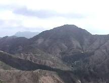 釈迦ヶ岳より黒岳を